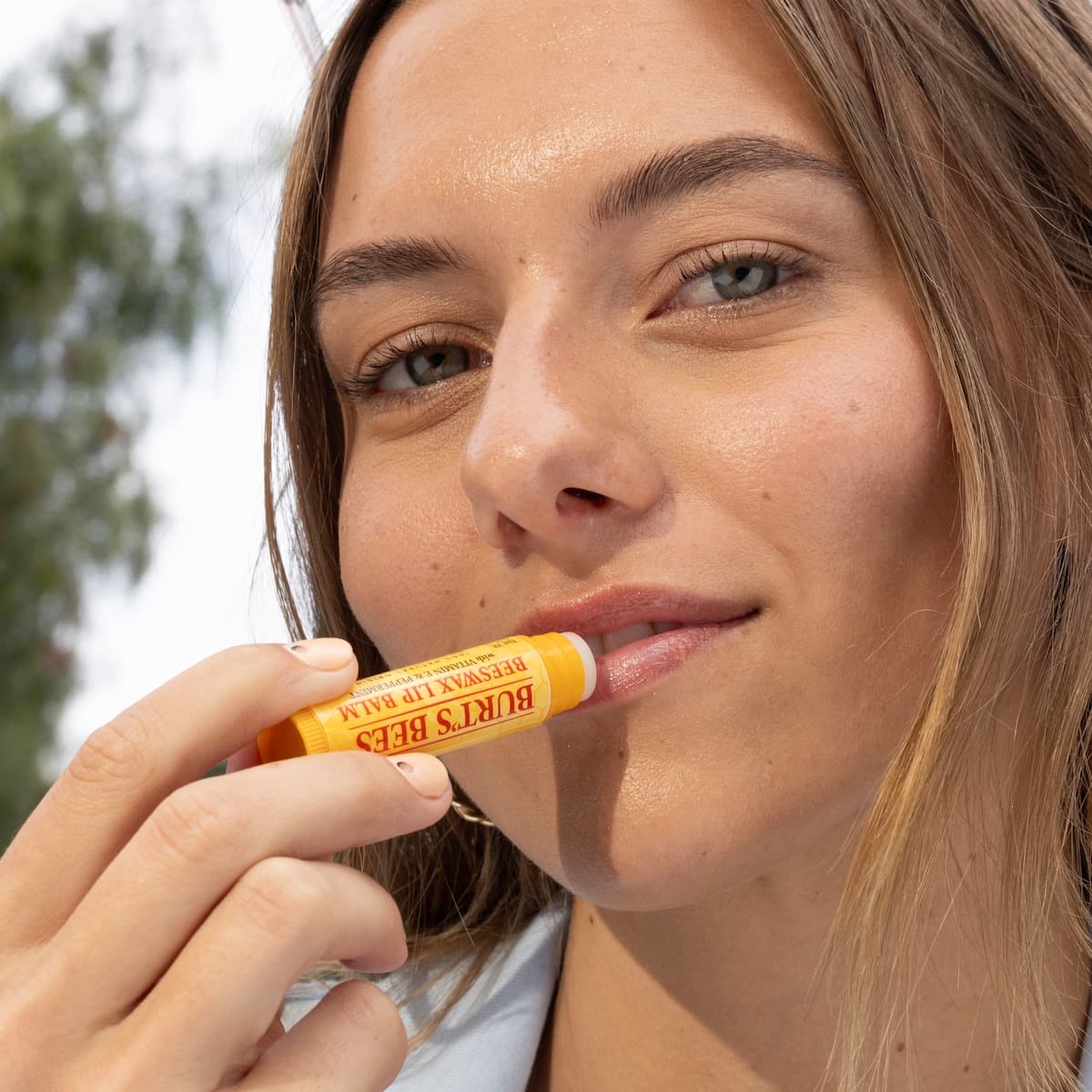 Thumbnail Burts Bees Beeswax Lip Balm 4.25g