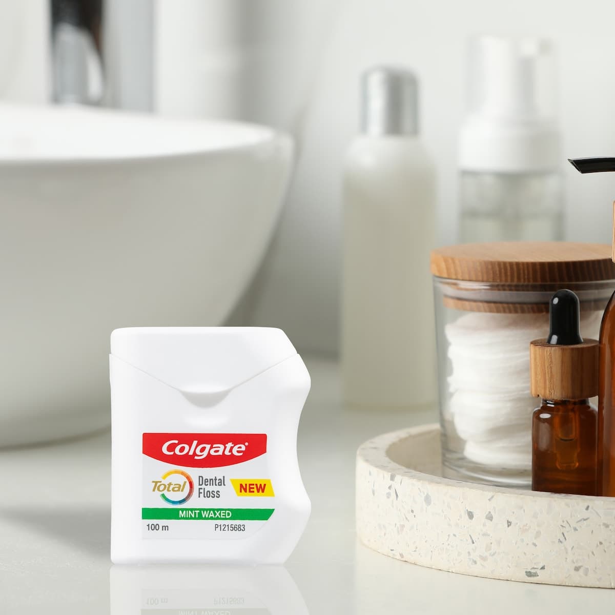 Thumbnail Colgate Total Mint Waxed Dental Floss 100m
