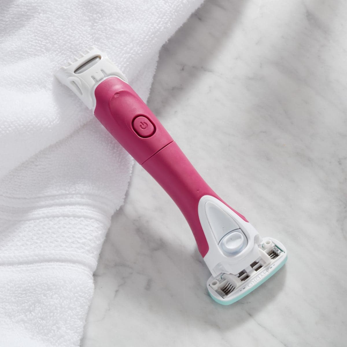 Thumbnail Schick Hydro Silk Trimstyle Kit