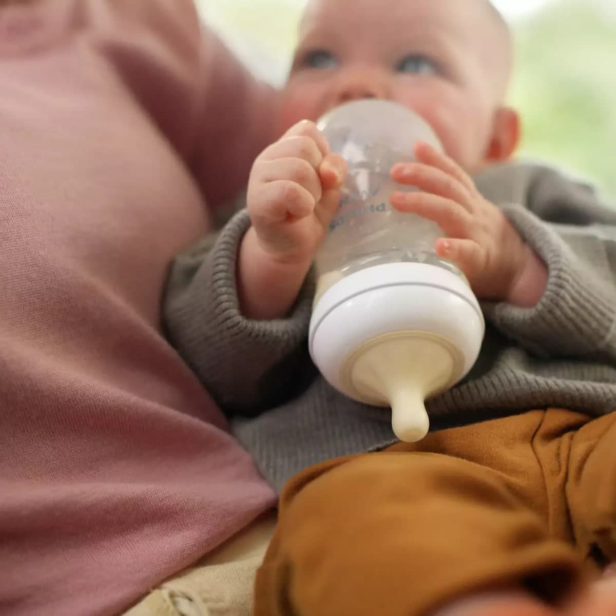 Thumbnail Avent Natural Response Baby Glass Bottle 240ml - 1 Pack
