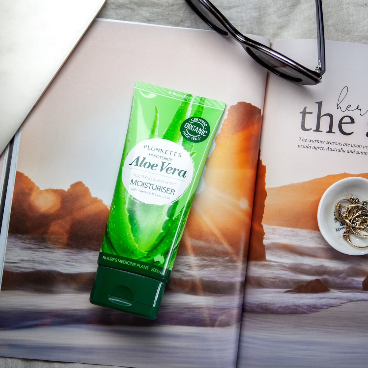 Thumbnail Plunketts Aloe Vera Moisturising and Soothing Lotion 200ml