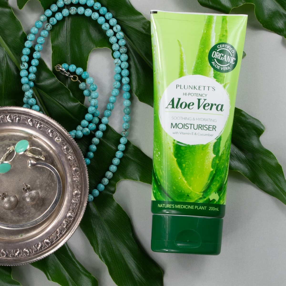 Thumbnail Plunketts Aloe Vera Moisturising and Soothing Lotion 200ml