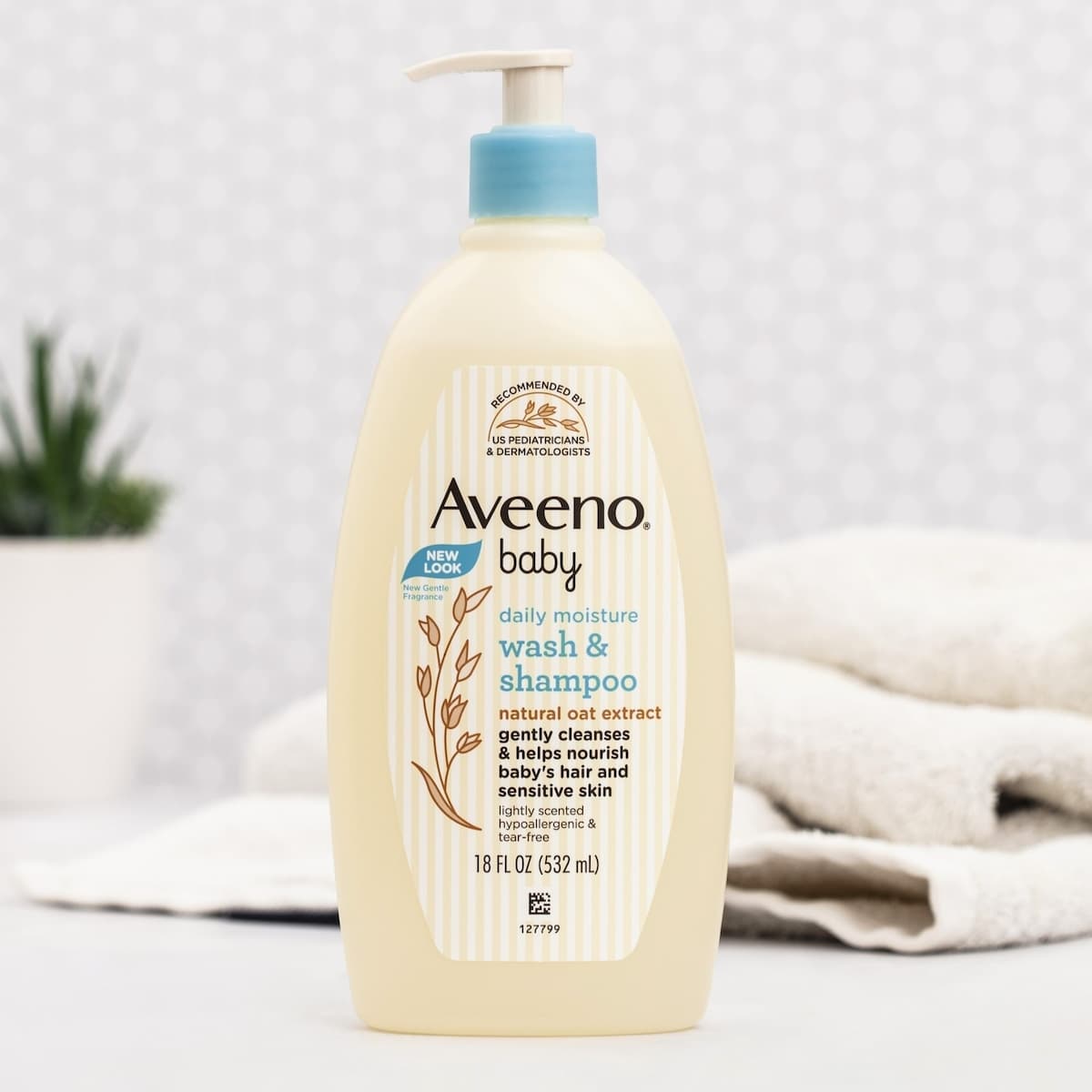 Thumbnail Aveeno Baby Daily Moisture Wash & Shampoo 532ml