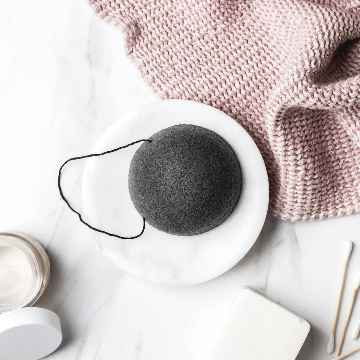 Thumbnail Ever Eco Konjac Facial Sponge Charcoal 1 Pack