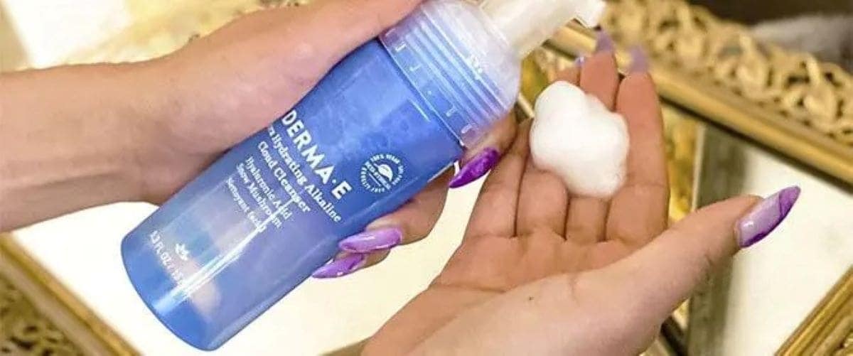 Thumbnail Derma E Ultra Hydrating Alkaline Cloud Cleanser 157ml