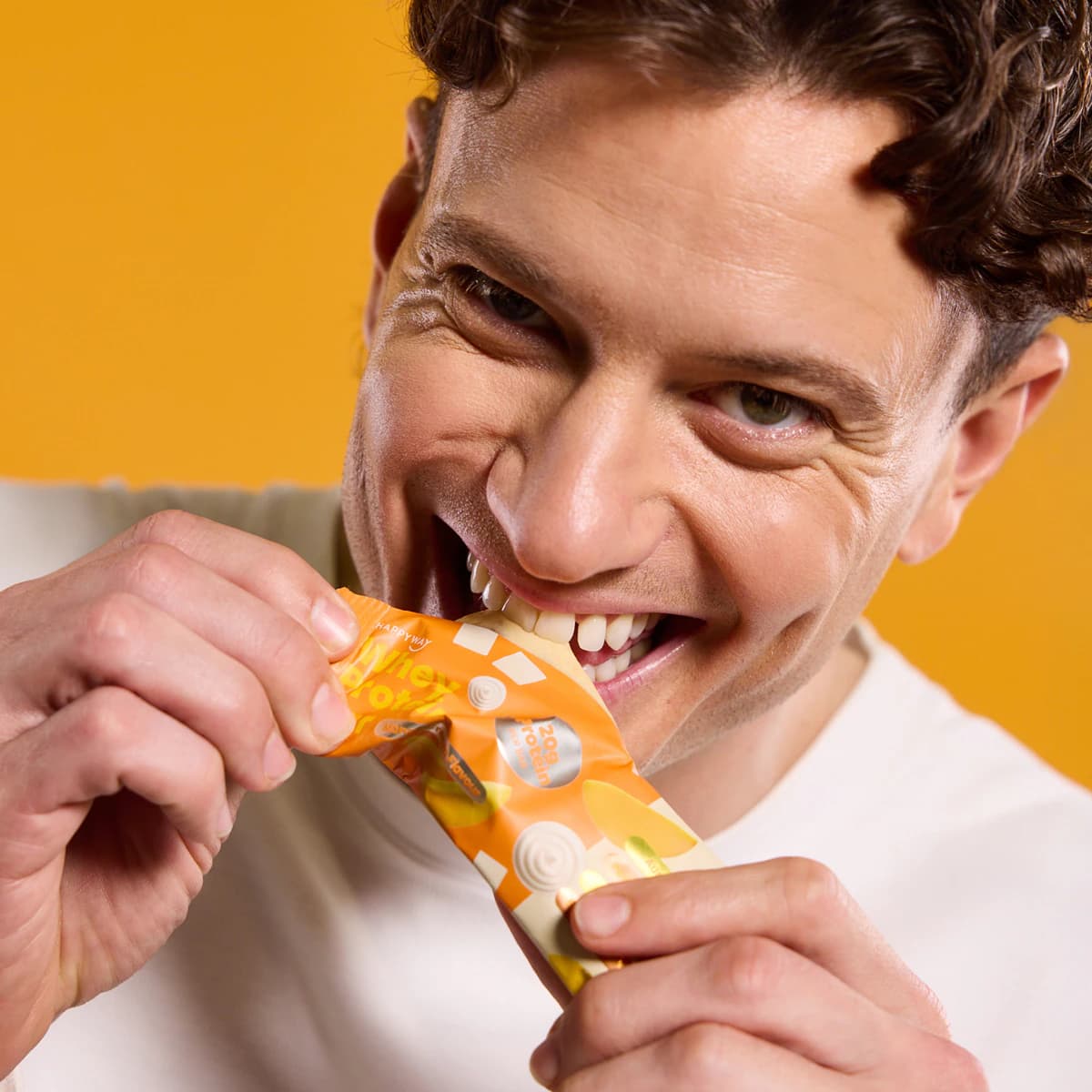 Thumbnail Happy Way Whey Protein Bar Mango Cream Flavour 60g