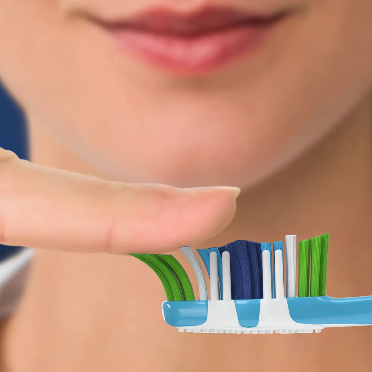 Thumbnail Oral B Complete 5 Way Clean Toothbrush Medium 1 Pack