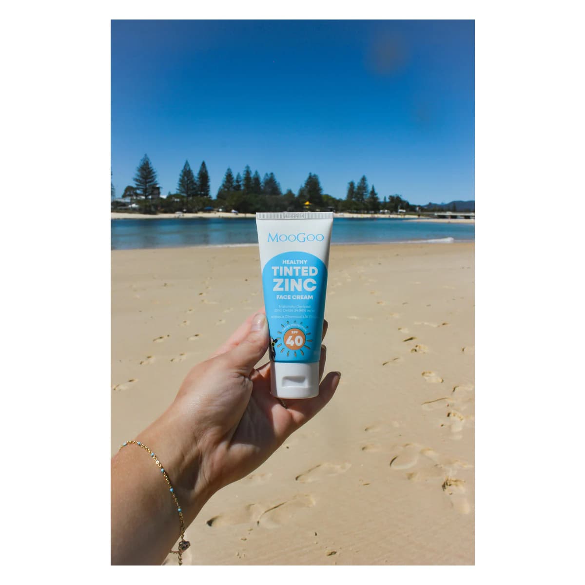 Thumbnail MooGoo Tinted Face Cream SPF40 50g
