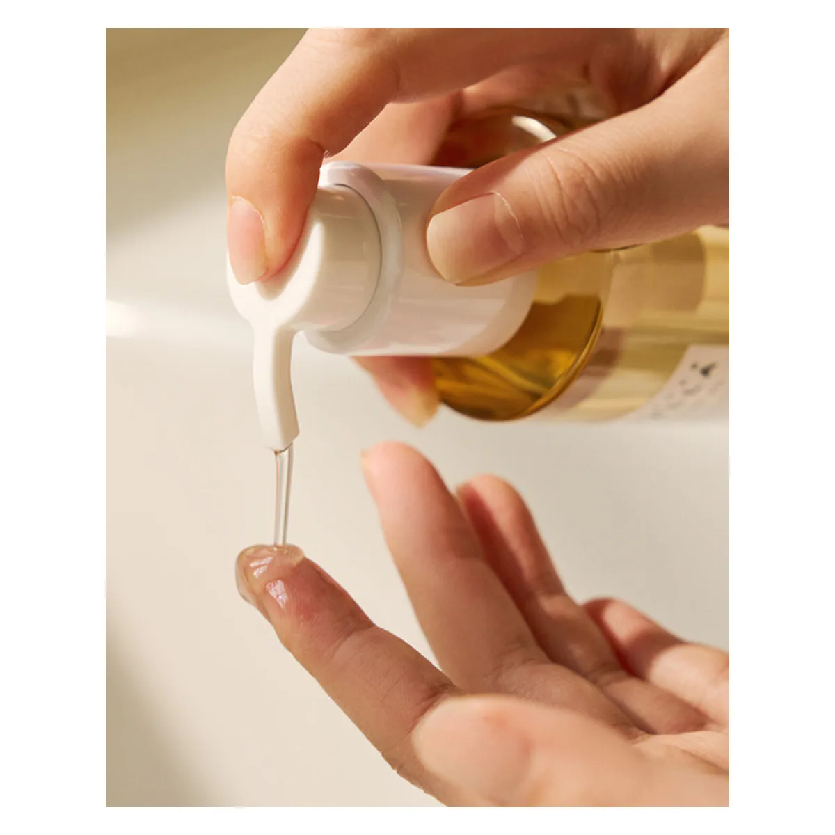 Thumbnail Skin1004 Madagascar Centella Light Cleansing Oil 200ml