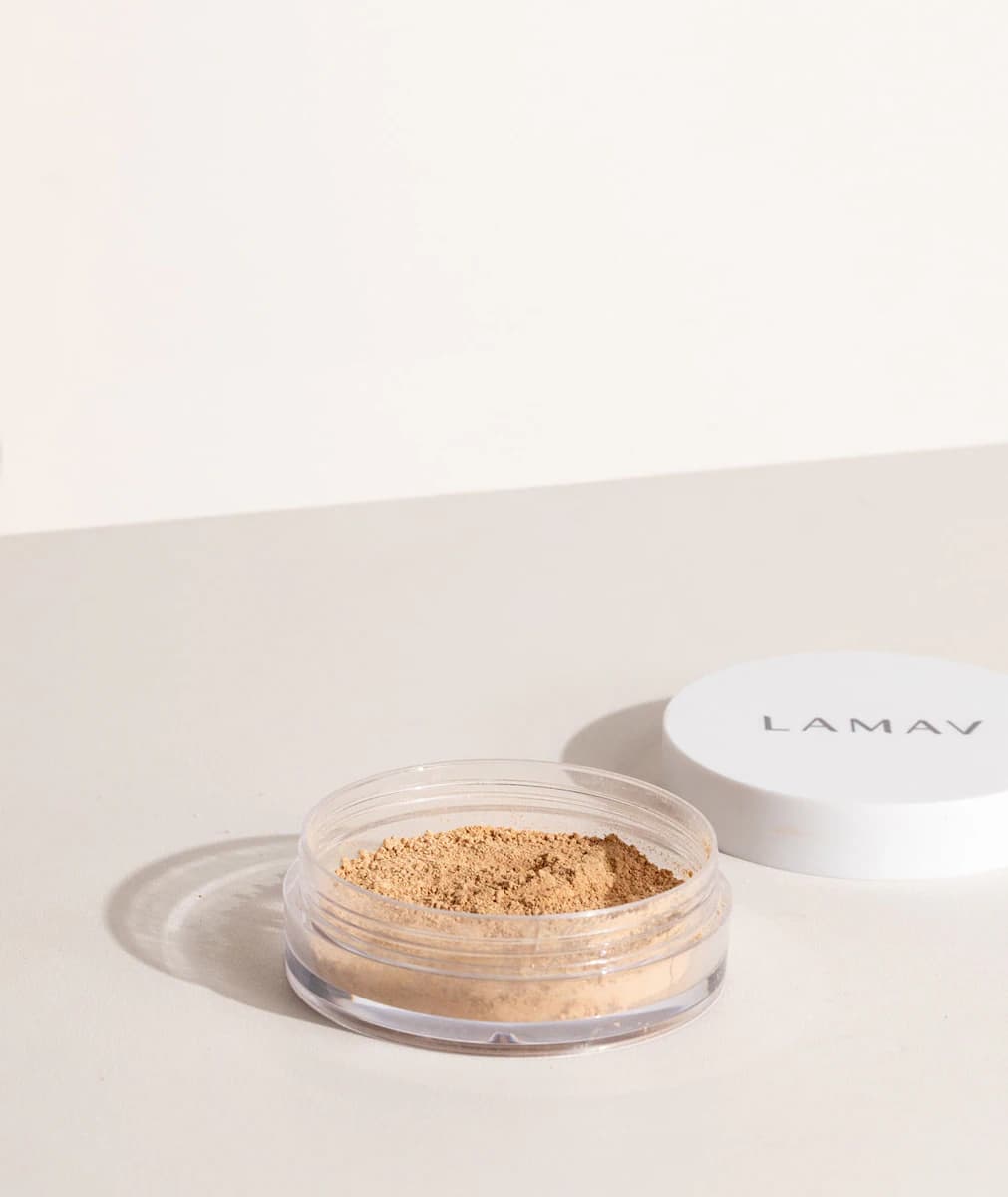 Thumbnail LAMAV Mineral Foundation Medium SPF15+ 8g