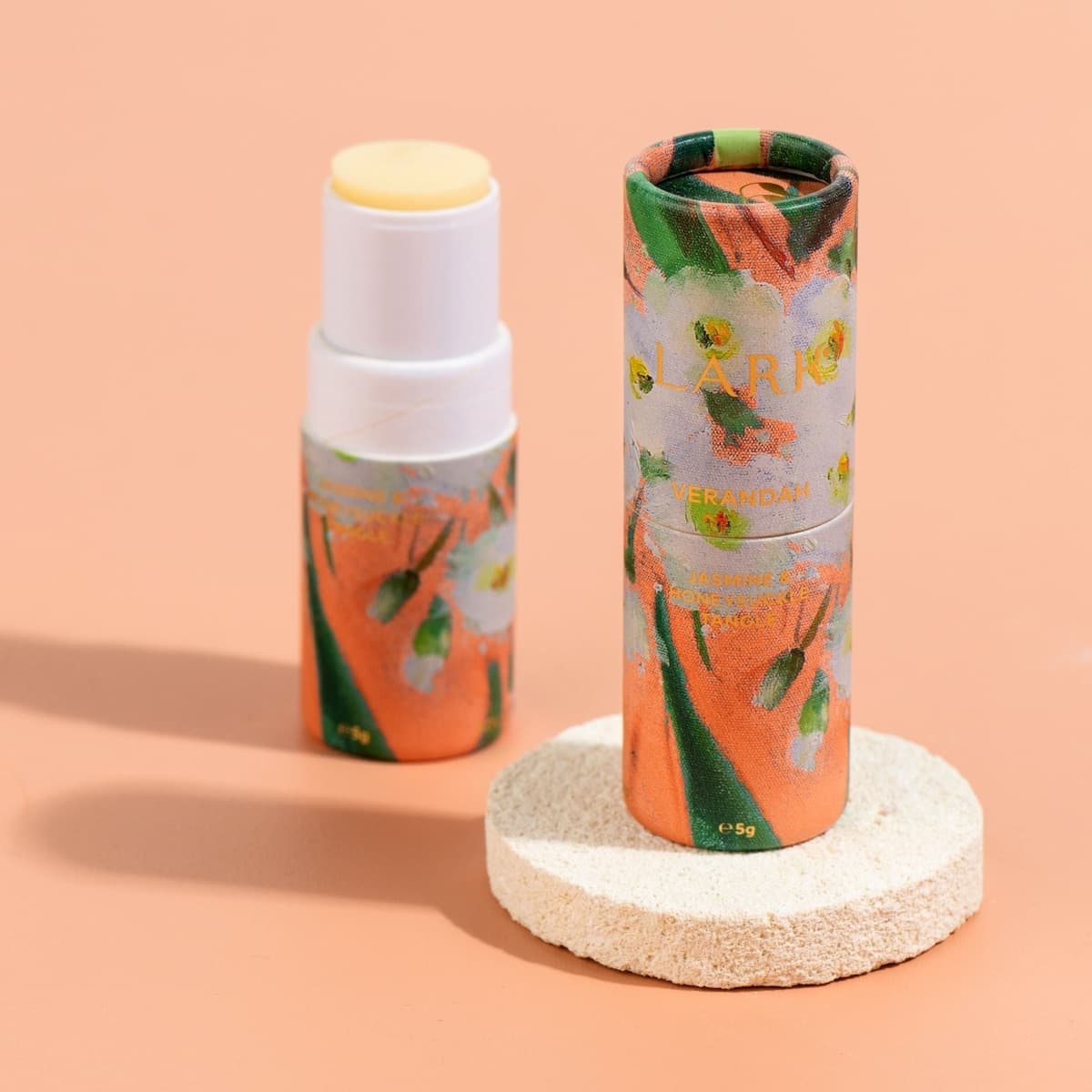 Thumbnail Lark Solid Perfume Verandah 5g