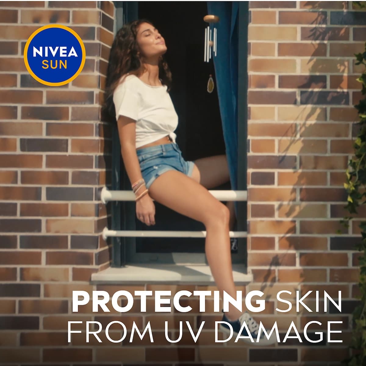 Thumbnail Nivea Sun Protect & Moisture Sunscreen Spray SPF50 300ml