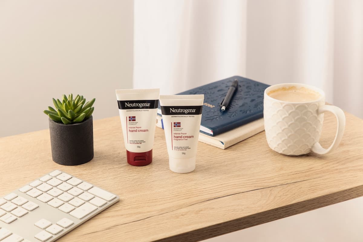 Thumbnail Neutrogena Norwegian Formula Intense Repair Hand Cream Fragrance Free 56g