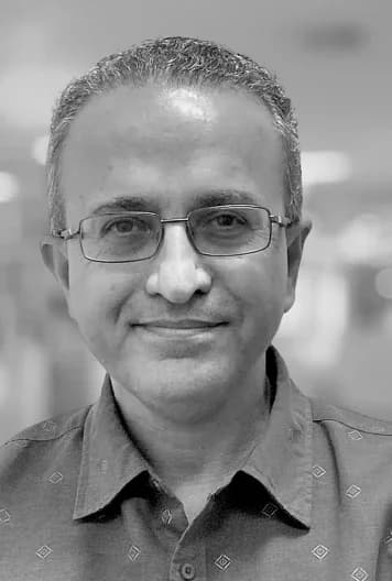 Dr Mahmood Nekooee