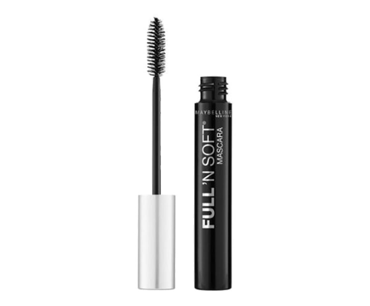 Maybelline Full N Soft Mascara Very Black 301