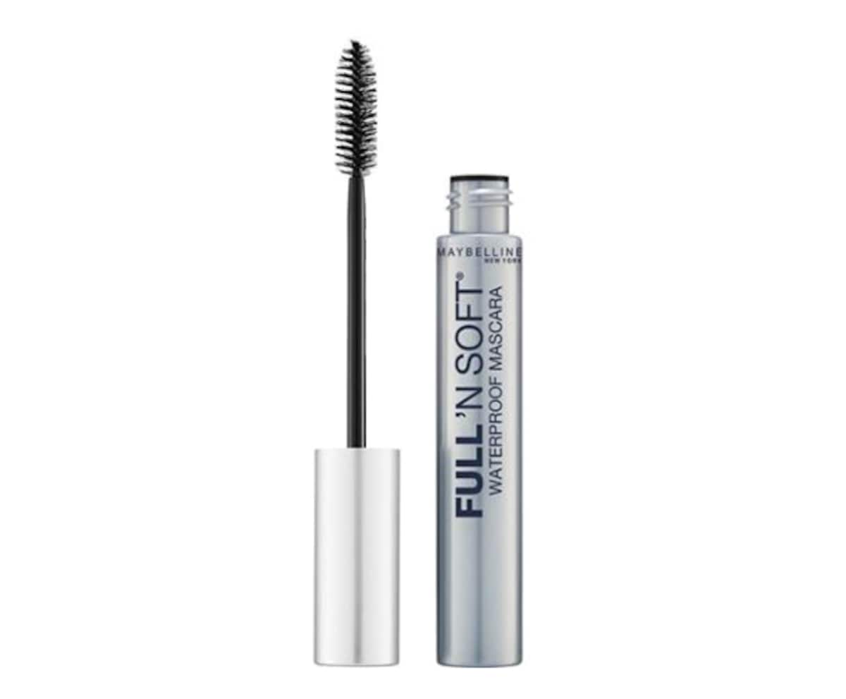 Maybelline Full N Soft Mascara Waterproof Very Black 311